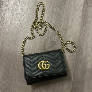 Small Gucci shoulder bag
